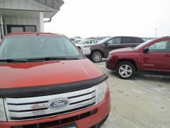 2008 ford edge with 2011 Ford Edge in back ground