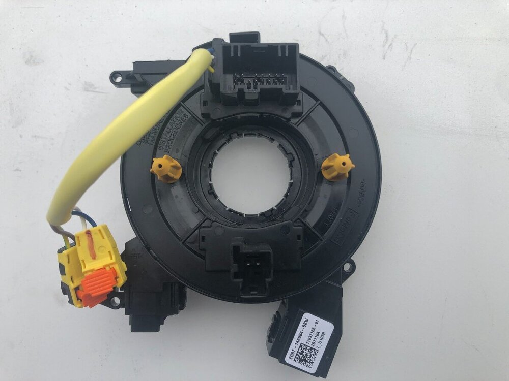 Clockspring Heated EG9T-14A664-BBW (1).JPG