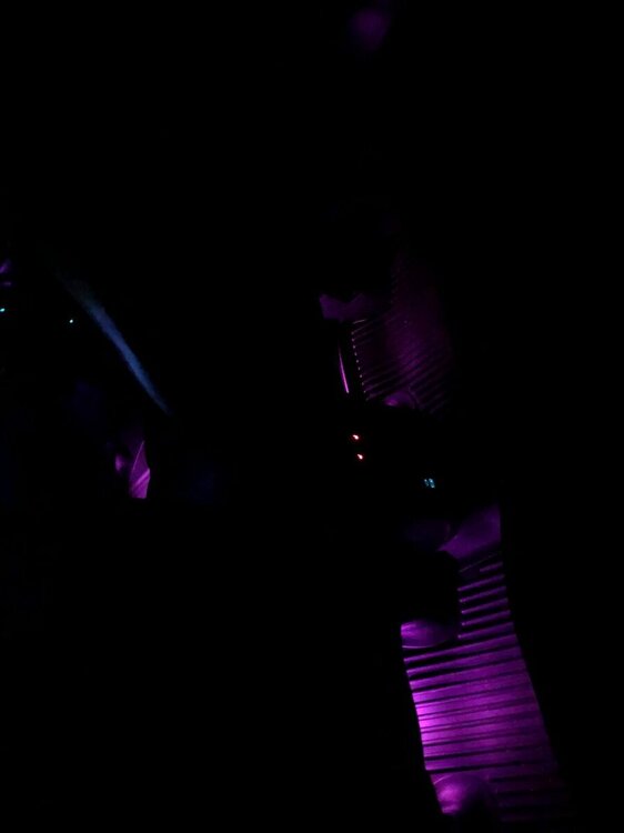 Rear Footwell Ambient Lighting & Lighted USB - Copy.JPG
